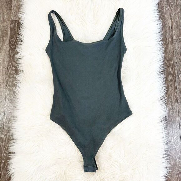 SKIMS Womens Ribbed Boydsuit Tank in Kyanite Size XL Shapewear Scoopneck - Picture 1 of 4